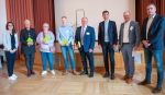Moderatoren und Referent:innen der BRS-Fachtagung 2023: Dr. Nora Hammer, Elke Pelz-Thaller, Marianne Albersmeier, Finn Lüschen Studthoff, Karsten Schmal, Prof. Dr. Enno Bahrs, Georg Geuecke, Dr. Jens Baltissen (Bildquelle: Dorothee Warder, BRS) Moderatoren und Referent:innen der BRS-Fachtagung 2023: Dr. Nora Hammer, Elke Pelz-Thaller, Marianne Albersmeier, Finn Lüschen Studthoff, Karsten Schmal, Prof. Dr. Enno Bahrs, Georg Geuecke, Dr. Jens Baltissen (Bildquelle: Dorothee Warder, BRS)